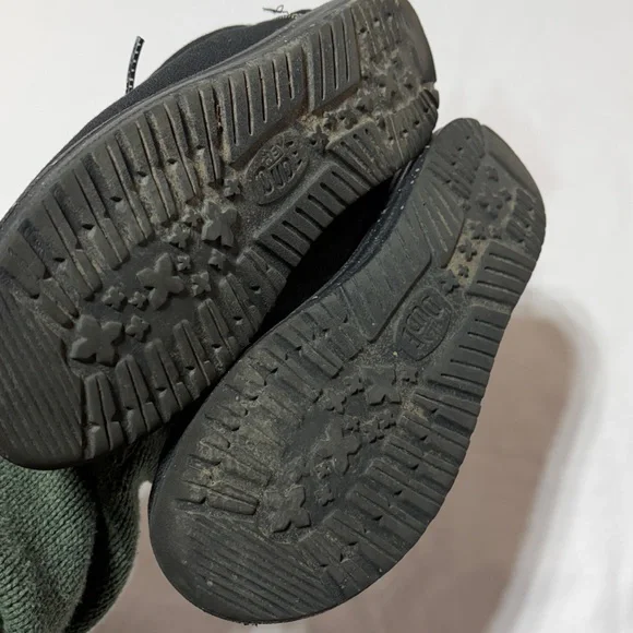 Hey dude black kids shoes size 5 - Picture 2 of 7